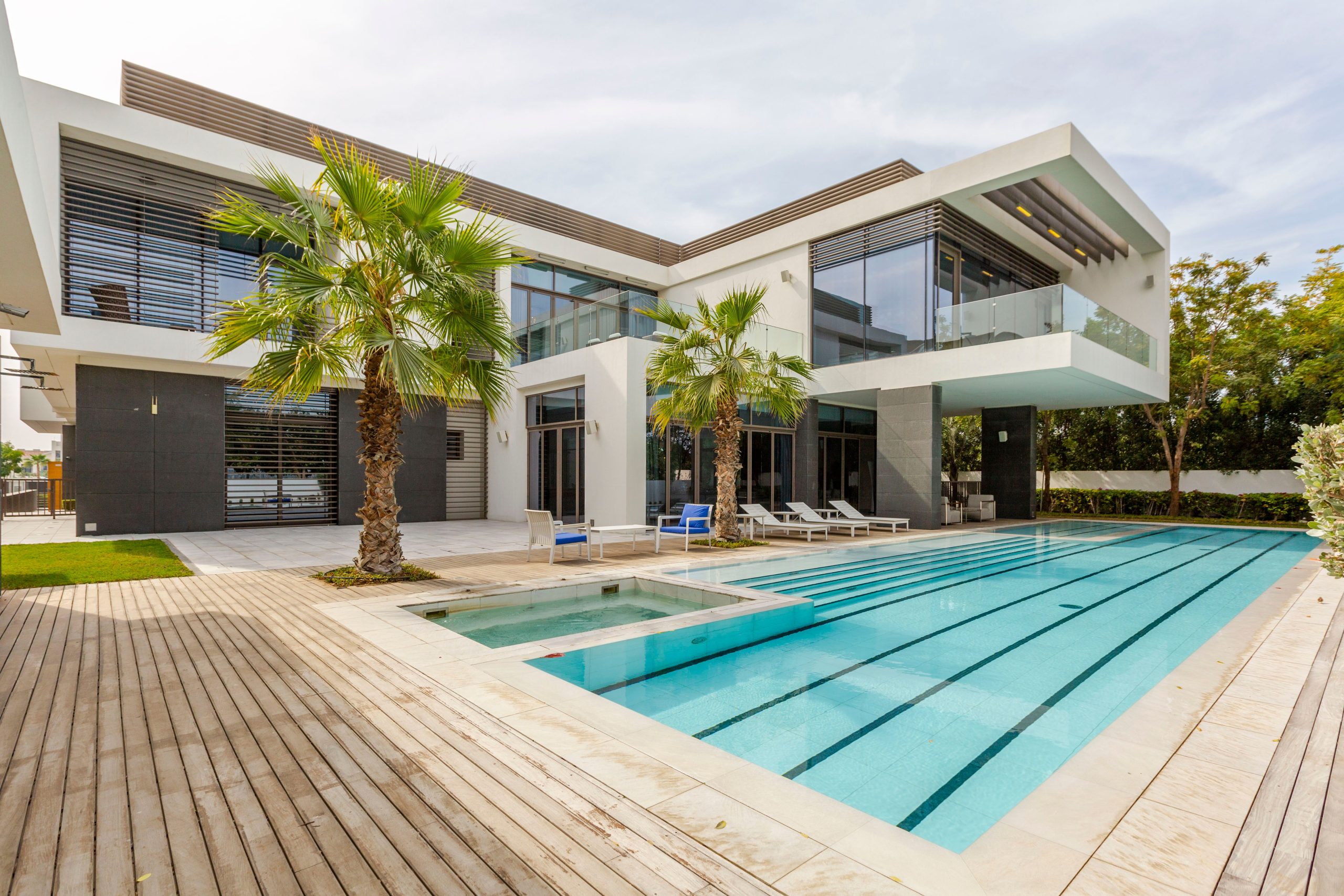 Luxueuse villa moderne Dubai piscine